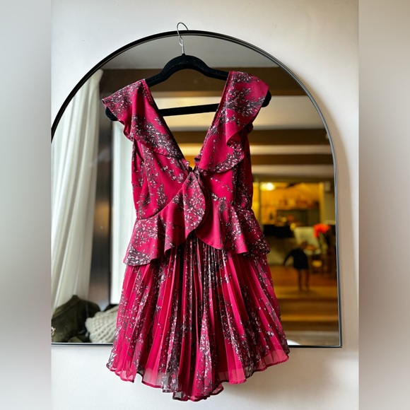 KEEPSAKE THE LABEL | Printed V neck Romper floral in red | size xs - Picture 4 of 9